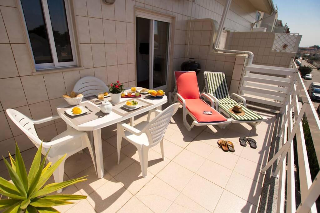 Casa Da Elsa- Estacionamento Privado Gratuito Apartment กาฟันญา ดา นาซาเร ภายนอก รูปภาพ